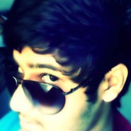 sidpadia's profile picture. 3 33 3