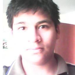 Estudiante de ingeniería de sistemas , amante de la comida , me gusta jugar futbol , pero por play xD.