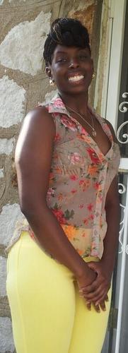 I'm very laid back, love kickin it, always smiling :D , nd like to meet new people! follow me! i follow back! ! !  #team darkskin #SEMO