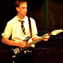 CODLawrence's profile picture. Seventeen. Play guitar, piano, drum, I love playing basketball, skateboarding. I could be your idol next :)