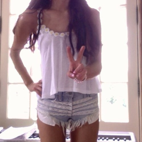 ThinAlwaysWins's profile picture. 16. 5'4 hw: 126 cw: 114.. My ideal weight is 105 I'm not good at anything #EDNOS I do not support any type of eating disorder