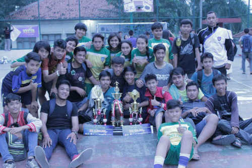 (Pelatih: Riky Mulyadi@riky_32, Ketua: Maulana Purnomo Aji ) #LUARBIASA