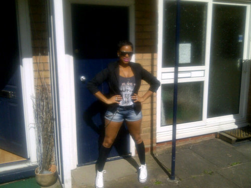 Downside_Vixen's profile picture. Hi my name is Vicki aka Vixen. I am a Health & Wellness consultant! I also model. I am @ the beginning of my journey 2 becoming business woman of the year 2014!