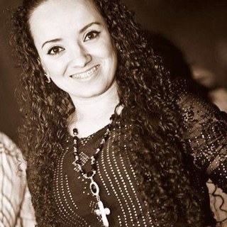 25 anos,Mamãe da julinha,Leonina com qualidades e defeitos!!!