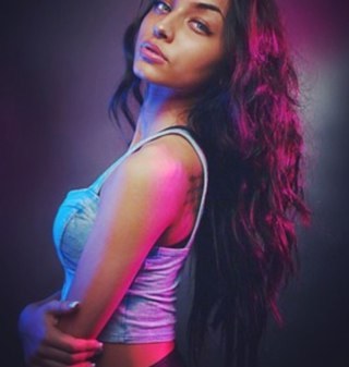 Follow me on Instagram @aliee_gee / 18 / kik: alieegee