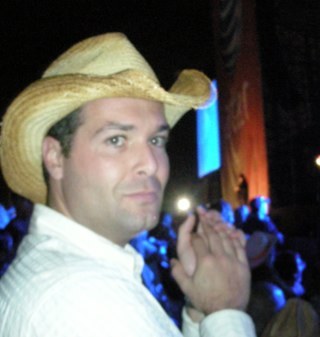 MS advocate. Follow back all!! Banking over 10 yrs 7/63, CSC, CPH, PMP: Visit - http://t.co/bCZPA5ClPF. Always looking for opportunities - every day!