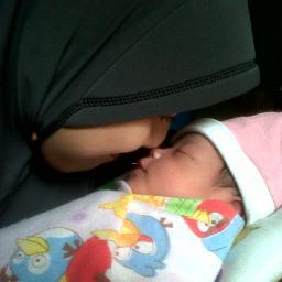 Tersenyum dalam keadaan apapun,,#periang n ceria..