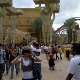 em__je's profile picture. Ask me!