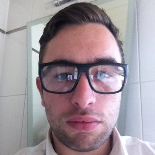 Sports fan and chef extraordinaire! Love films, hate shit banter!