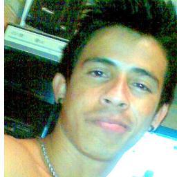 Te amar foi um erro,foi um erro te amar,mais eu erro outra vez,se acaso precisar ♪