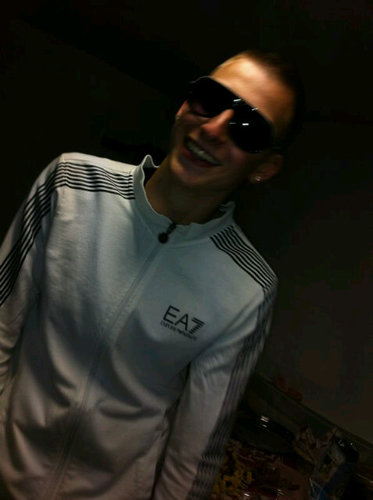 iiDvee_'s profile picture. 