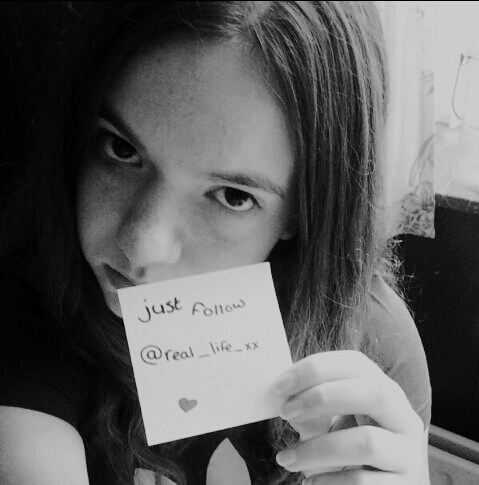 tieneraccount met de beste shitt in je tl ~ tweeten over: #herkenbaar #grappen #hetleven #linkdieloempia #RTofFAVO #enz ~ altijd follow back