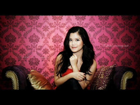 indriines's profile picture. 