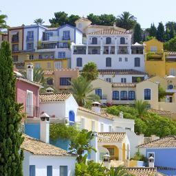 Real estate for sale in the area of Marbella Spain. We follow back as a courtesy!