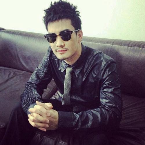♥บ้าน @Dewfamily_TS9 คลับคนรัก ดิว Thestar9 อัพเดตรูปภาพข่าวสารตารางงานของดิว รักและสนับสนุนผลงานของ ดิว เดอะสตาร์ ต่อไปเรื่อยๆนะครับ DNFC ♥@DEWmayer