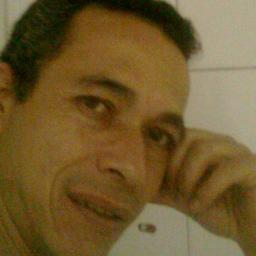romantico , crinhoso, respeitador ..adoro tudo que é de bom que a vida nos oferece.
