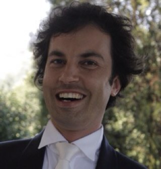 Sono un avvocato del foro di Padova, socio dello studio SC&A, mi occupo di diritto fallimentare e crisi d'impresa