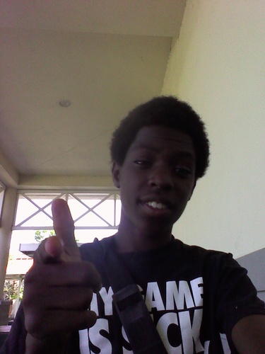 _watup wanna hit my blunt....:passes blunt to friend: if a fuk nigga want my head let it be known _pussy money weed is my motivation for 2013