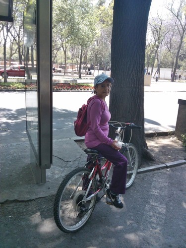 Soy una dualidad, libre como el viento y a la vez enraizada como el árbol.