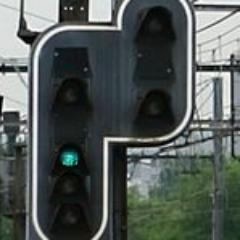Jérémy, technicien de signalisation pour SNCF Réseau . Une question dans ce domaine ? Je peux vous renseigner.
Ces propos n'engagent que moi.