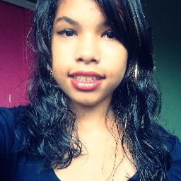 Antes de julgar, conheça. Antes de criticar, faça melhor.
by: Janaira S. *--*