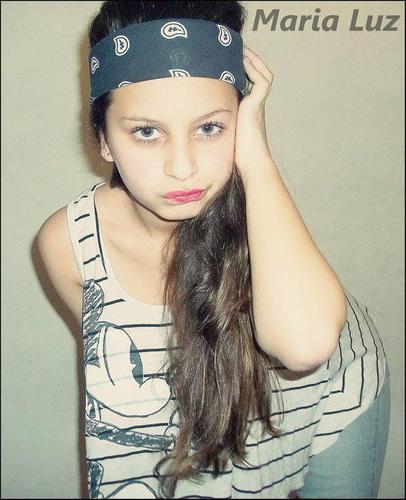 El que se enamora pierde yo perdi...
Seguime y te sigo
JB, 1D, 5SOS  and Miley Cirus :*
