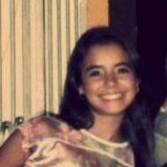 “É impossível agradar a todos. Por isso, pare de viver para os outros e viva para você mesmo.”