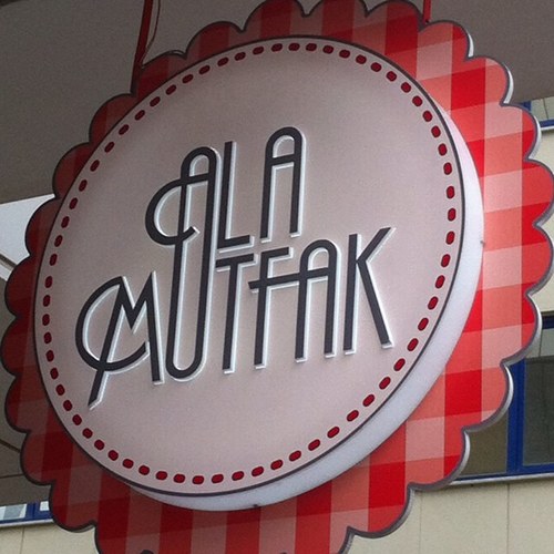 Ala_Mutfak's profile picture. Yediğinize içtiğinize azıcık dikkat edin ve kendinize iyi bakın...