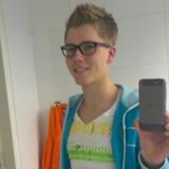 18 jaar, voetbal en drummen