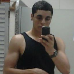 Sou αquele que você NUNCA serα, Posso nαõ ser perfeito Mαis sαõ os meus defeitos que fαzem eu ser único. ㅤ