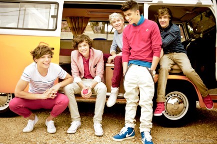 I love one direction is what I love more ... Liam, louis, niall, harry and zayn ... are what I love more! ♥