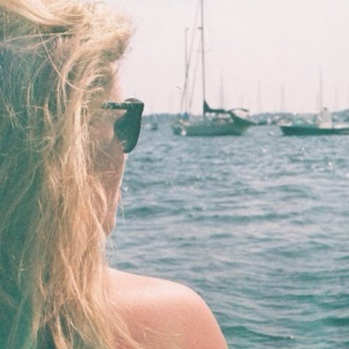 WastedSmiles's profile picture. RAIN. Fan de las pequeñas cosas que cambian el mundo ∞ You can't always get what you want, but if you try sometimes, you get what you need➰