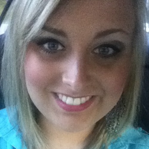 AutumnEads's profile picture. 22; Cosmetology student. It is better to be absolutely ridiculous, than absolutely boring:)