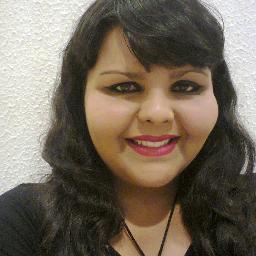 Sou apaixonada por Rock,Poesia,Cinema,Glee,Vinho e All Star em meio a loucura do meu eu