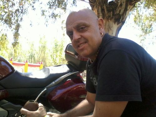 negrocasale's profile picture. lo importante no es saber lo que se dice, sino averiguar lo que se piensa.