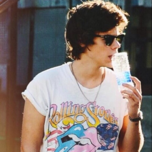 hazzabear2103's profile picture. Back up to @Hazza2103 {roleplay}
Taken by my beautiful wife @DanPeazer_Priv