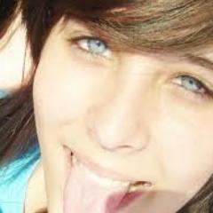 Hunters, VampireManiacs, Potterhads, Lovatics, Litte Monsters, Selenator, Directioners, Jacksons...
Amo vocês, e mais toda a nação de bom gosto *-*