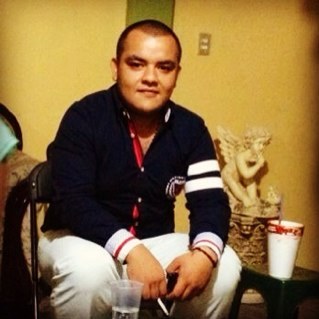 marimbajr's profile picture. Larry Hernandez