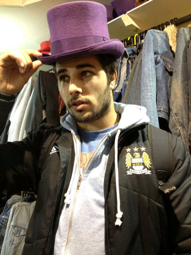 martinstefani's profile picture. Azulgrana antes que nada... Amante de la sobre mesa, nunca supe saltar la cuerda y no tengo fotos de chiquito...