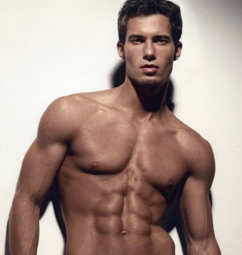 Pictures of the HOTTEST, shirtless men!