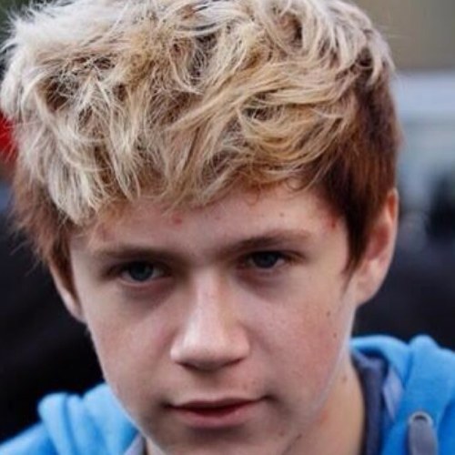 FOLLOW @OCEANIALL TRYNA REACH A GOAL