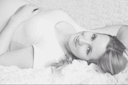 N3viana's profile picture. 