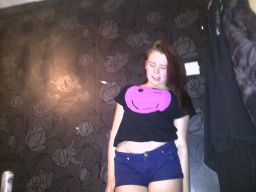 shantelle_copex's profile picture. I don't care who you are what you look like skin colour or ethic as long as your nice to me I'm nice to you ;;):*3