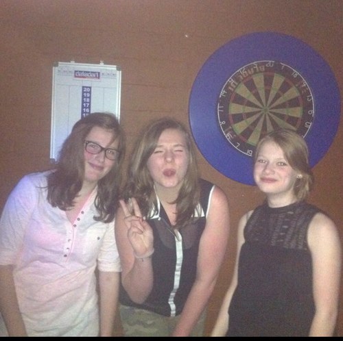 BrittoptHoog's profile picture. Jrl, 14, a3b en team vriendloosalslaatstegekozen met @hannahverhagen en @antwerpensusan / team gehandicapte tandloze foto's met @antwerpensusan