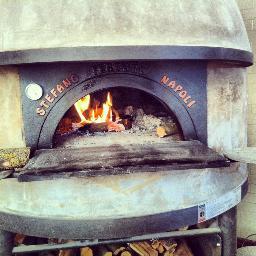 The flavors of Italy's soulful south. 
Private dining and catering available! Inquire about our mobile #pizza oven. 
5356 College Ave. 
(510) 768-8003