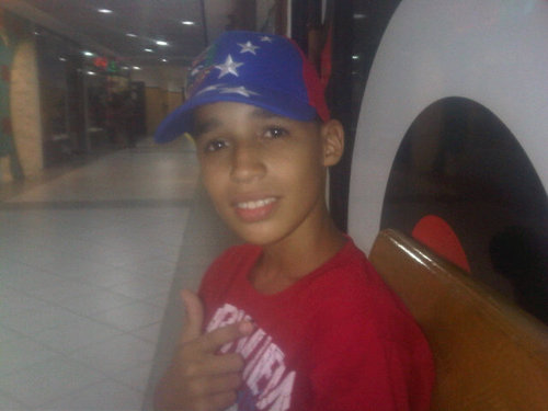 14 años, con @hcapriles hasta la muerte! Sigueme y te sigo hermano Caprilista.
