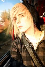 Hey there, I'm Alecks I'm bisexual but taken by my bed. I'm a flirt. Im looking for that special someone. Bye now.
