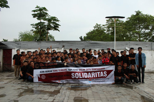 Kami bukan yg terbaik. Tapi kami salah satu diantaranya. Generasi ke generasi yg akan selalu tumbuh dan berkembang. UNITED IN SOLIDARITY, harga mati buat kami!