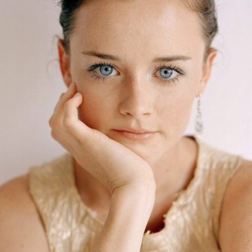 KeptTheSecretW's profile picture. Winnie Foster. I have kept the Tuck's secret for a long time. I faked my death so I can live forever with the boy who is mine. I love @TuckJesse.