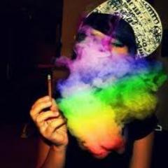 Sou Linda,rica,normal,gostosa porém MENTIROSA!!
É caô,sou feia,pobre,belieber,pollover e anormal!
 #Ousadia && Alegria semp. 
 Bjuu pros fãs! :**